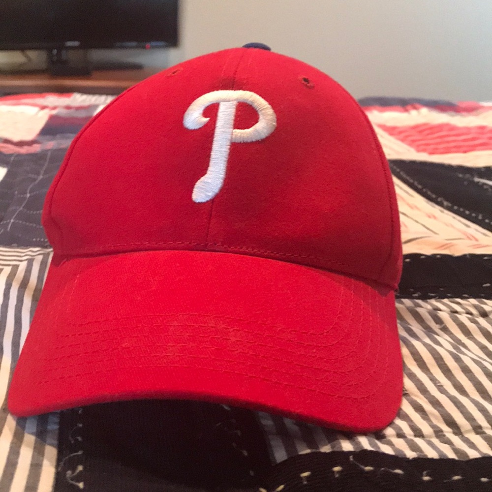 Philadelphia Phillies retro cap.